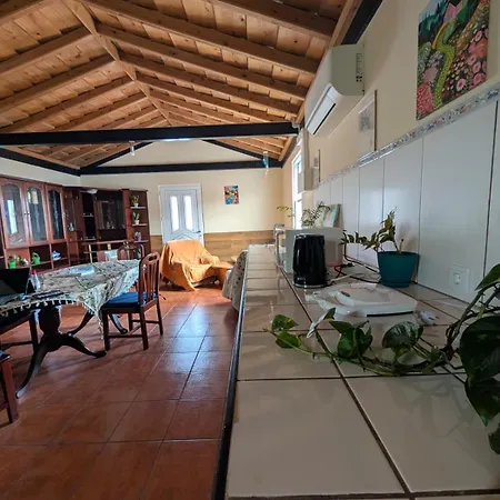 Janela Da Aldeia Lomba (Flores)