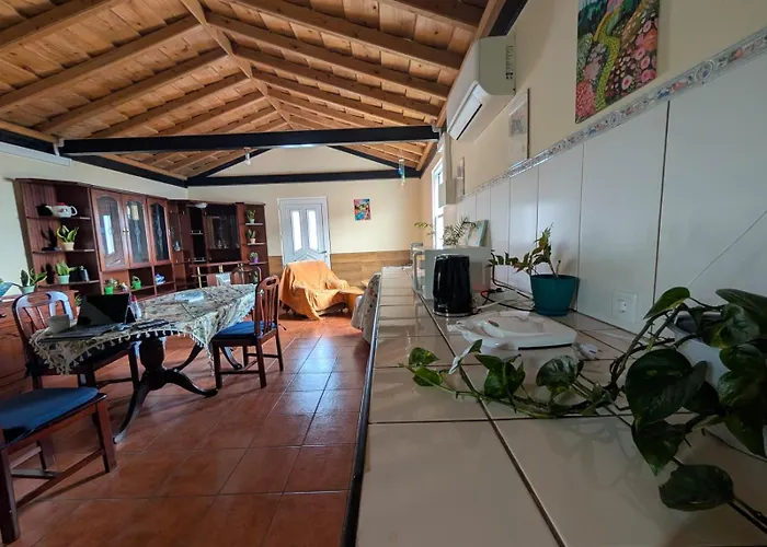 Janela Da Aldeia Lomba (Flores)